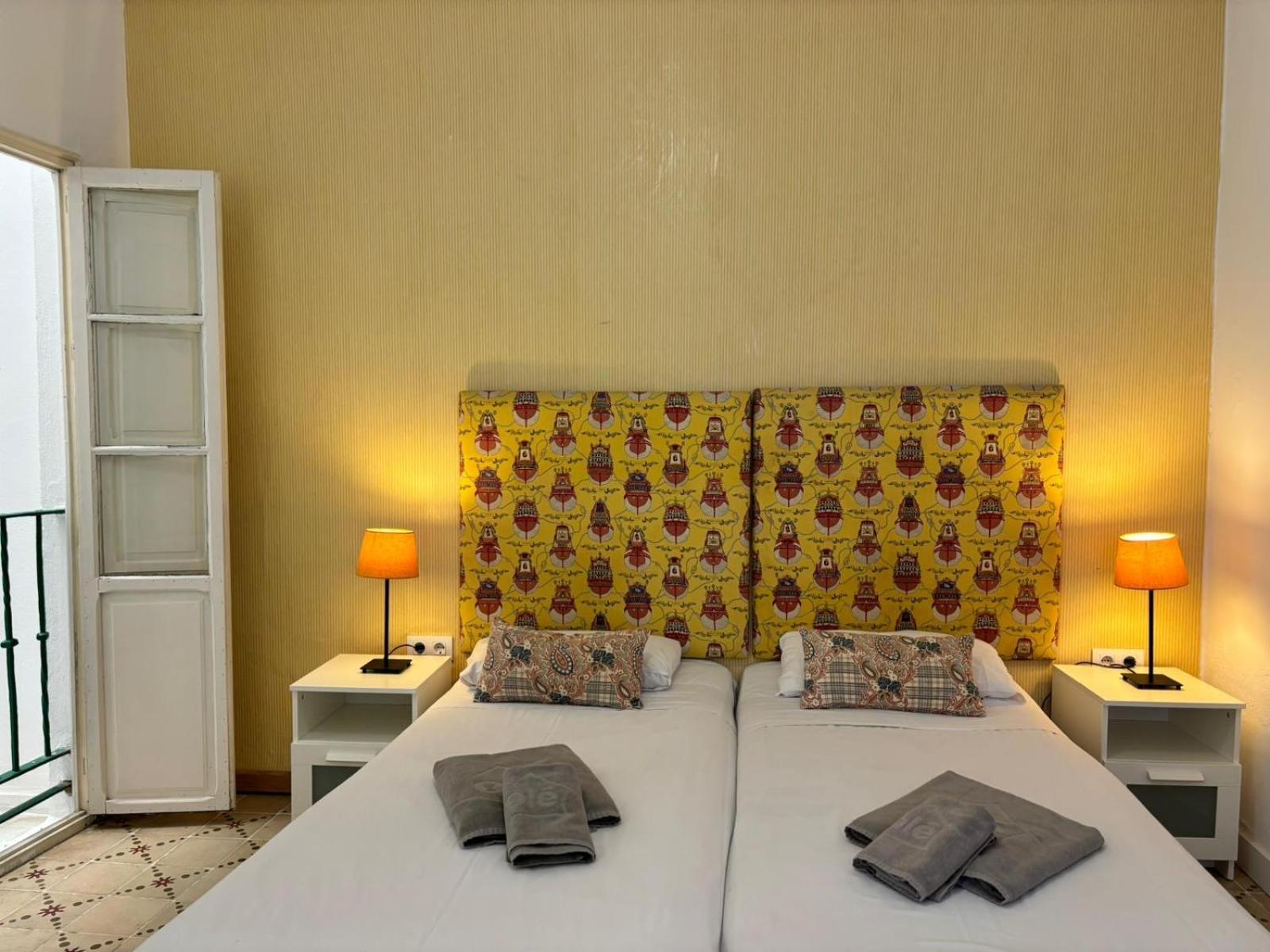 Apartament Plaza De Santa Cruz Sewilla Zewnętrze zdjęcie