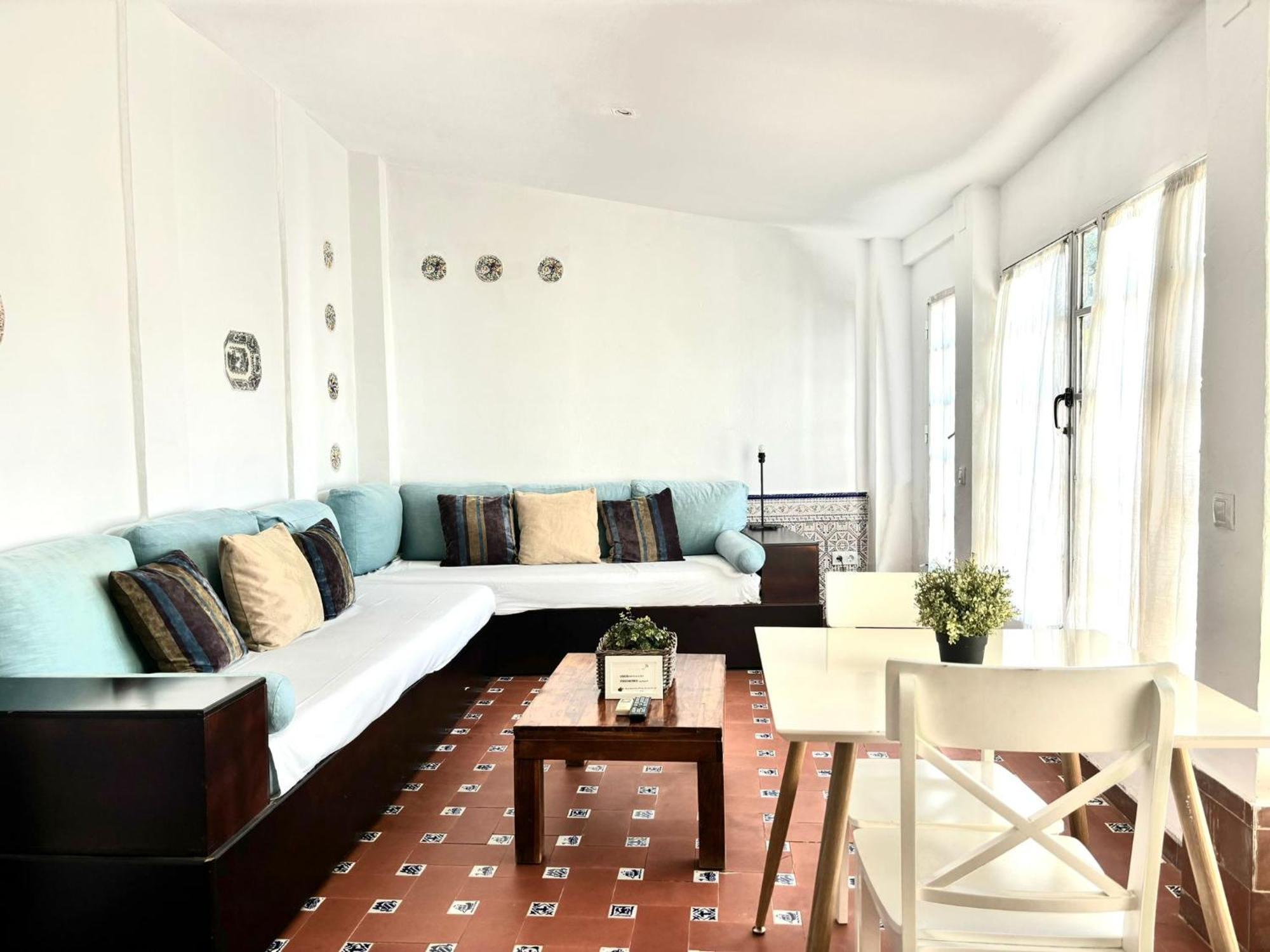 Apartament Plaza De Santa Cruz Sewilla Zewnętrze zdjęcie