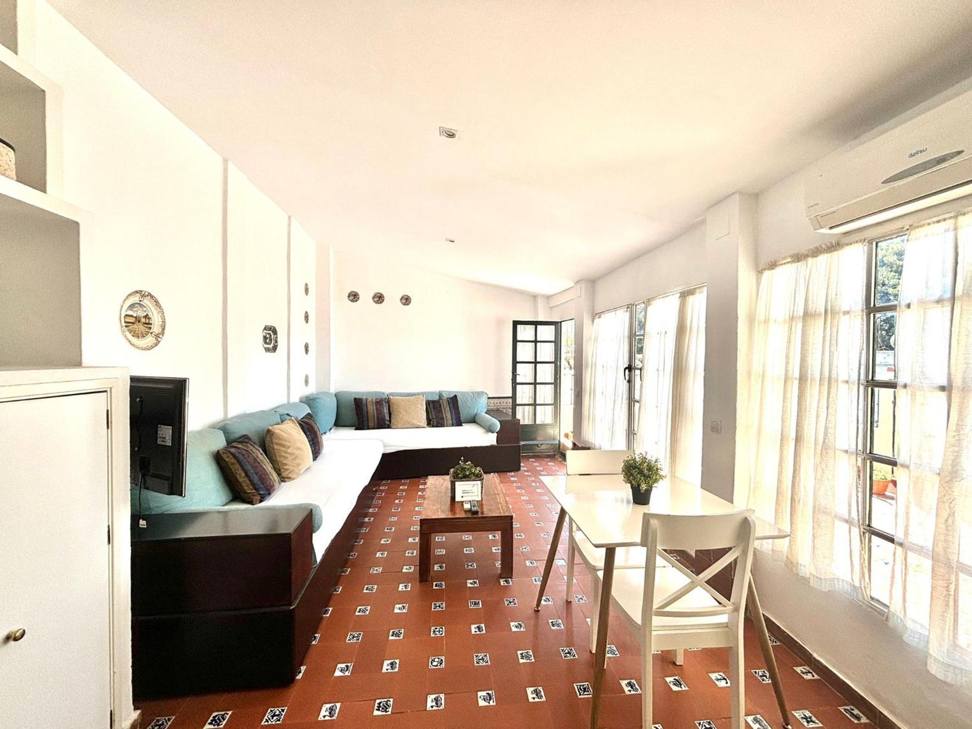 Apartament Plaza De Santa Cruz Sewilla Zewnętrze zdjęcie